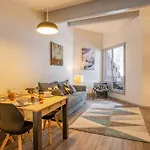 Lognan 6 Centre Mont Blanc דירה שאמוני